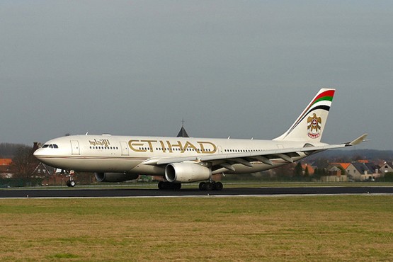 Etihad Airways signs preferential deals with six Vietnamese travel firms